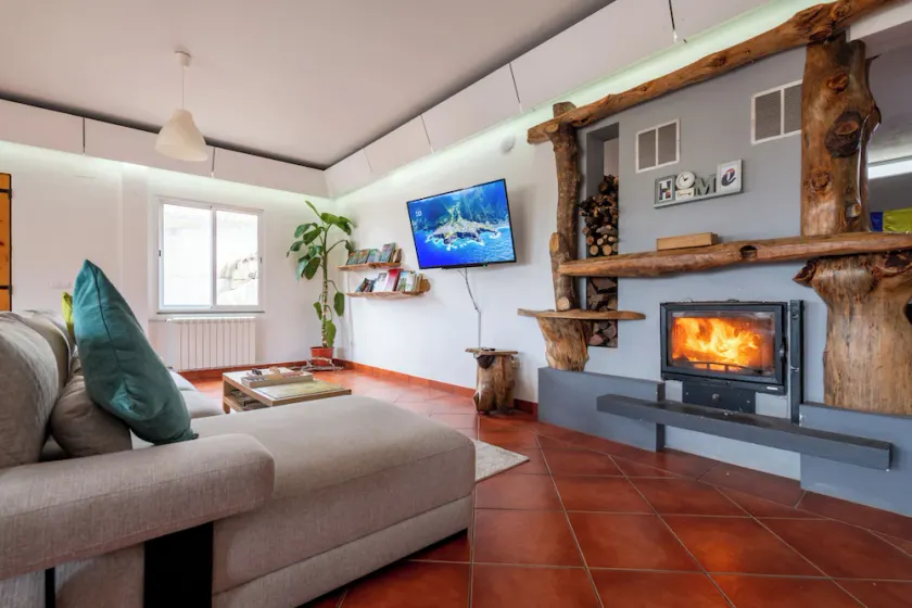Casa Os Manos - Hikers Lodge - Image 1