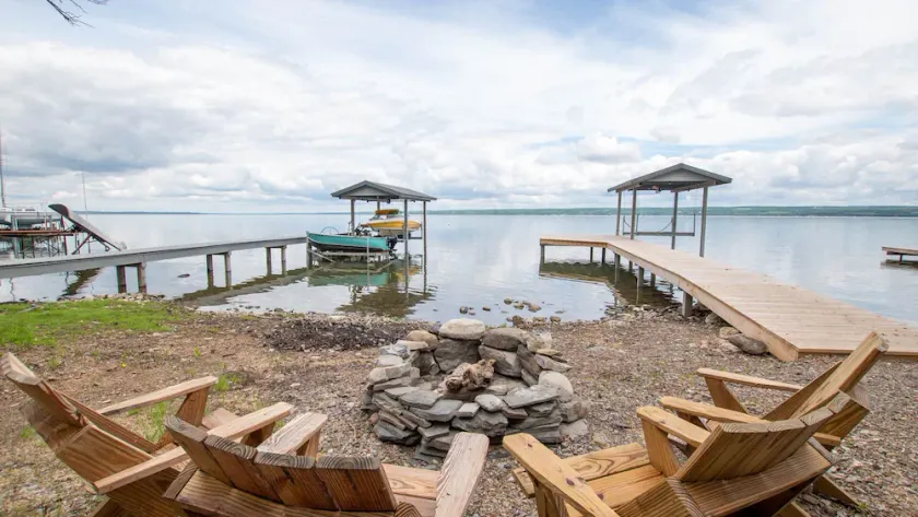 Regina's Cottage: Relaxing Cayuga Lake Getaway - Close to Ithaca! - Image 1