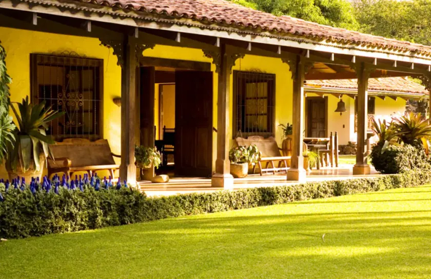 Luxury Tropical Nature Surrounded Retreat - Image 1