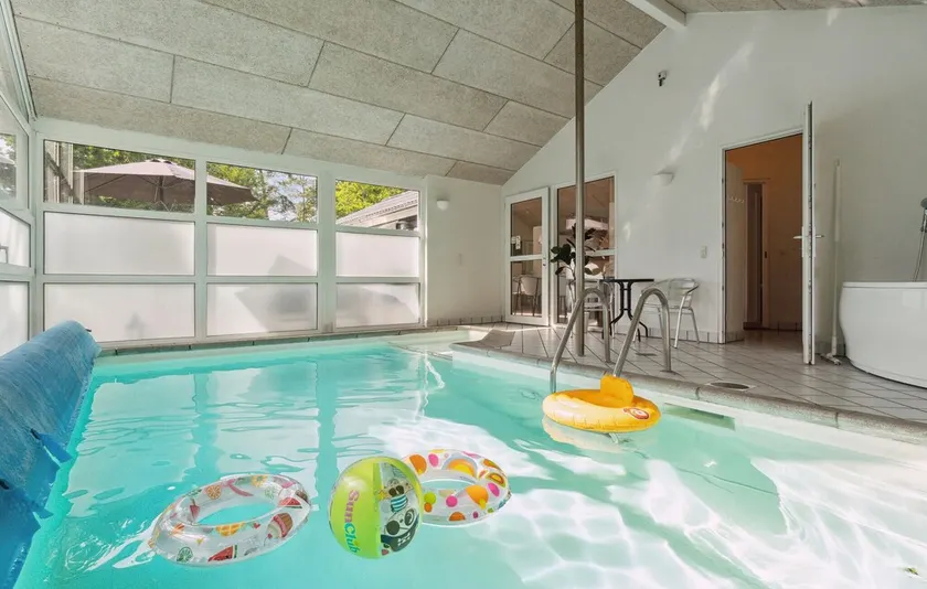 Beautiful home in Glesborg with sauna - Image 1