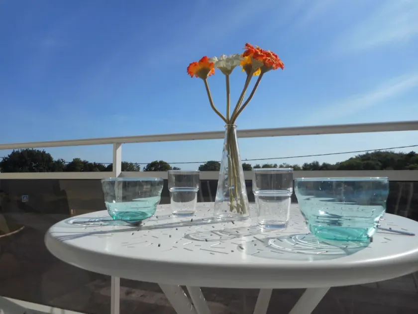 Loft muito espaçoso em Carantec (Finistère), amplo jardim e estacionamento fechado. - Image 1