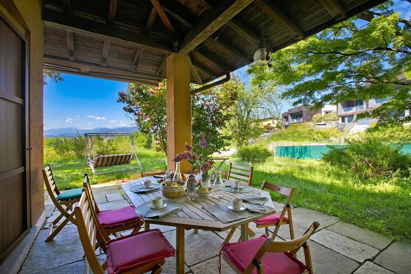 Three Lakes Villa Varese - Garden and Parking, Buguggiate, Italy - Image 1