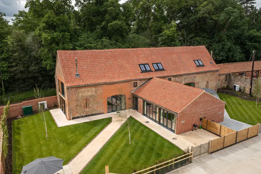 Brand new barn conversion.  Perfect location for North Norfolk Coast. - Image 1