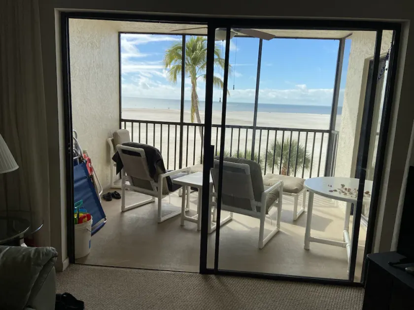 Carlos Pointe Beach Condo 2-bedroom, 2 bath Sleeps 6  - STR Reg# 19-0158 - Image 1