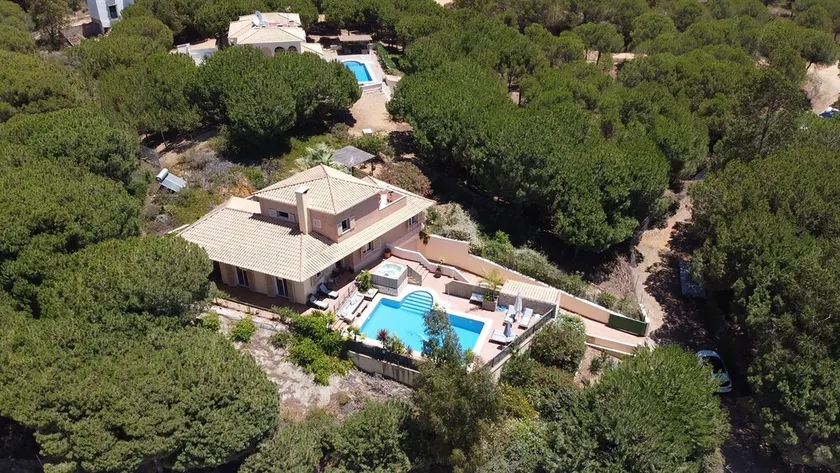 Secluded Villa with Pool & Hot Tub near Beaches, Golf, Islantilla & Ayamonte - Image 1