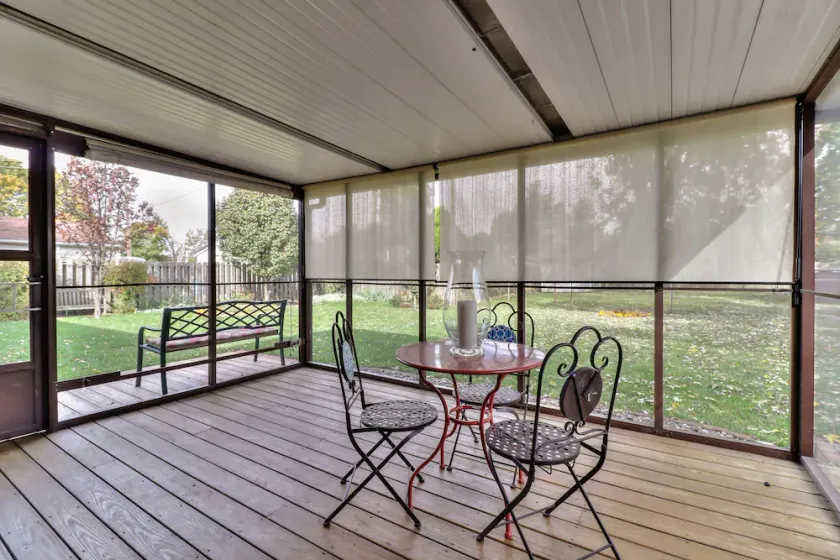 Beautiful 4 bedroom 2 full bathroom close to everything! - Image 1