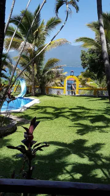 Lakefront Rustic House in Lago de Coatepeque - Image 1