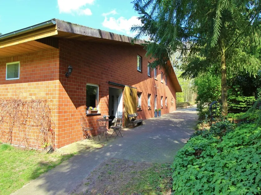Hyggelig lejlighed med pool og skov - Image 1