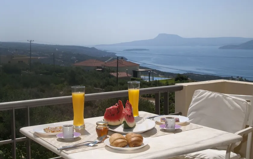 View to an unforgettable landscape, in touch with the Cretan nature - Image 1