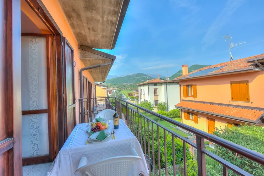 Peter's Cozy Studio-Balcony+Free Parking - Happy Rentals - Image 1