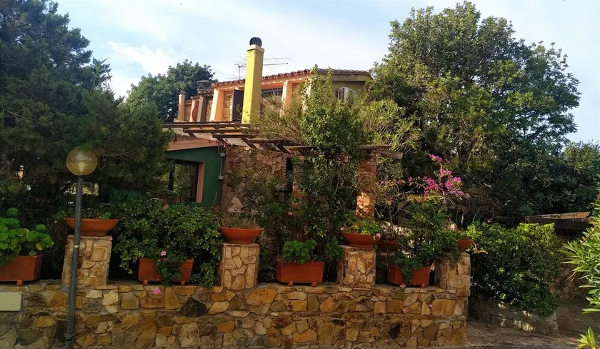 lovely villa in Villasimius: 300 meters (5 minutes walk) from the beach - Image 1