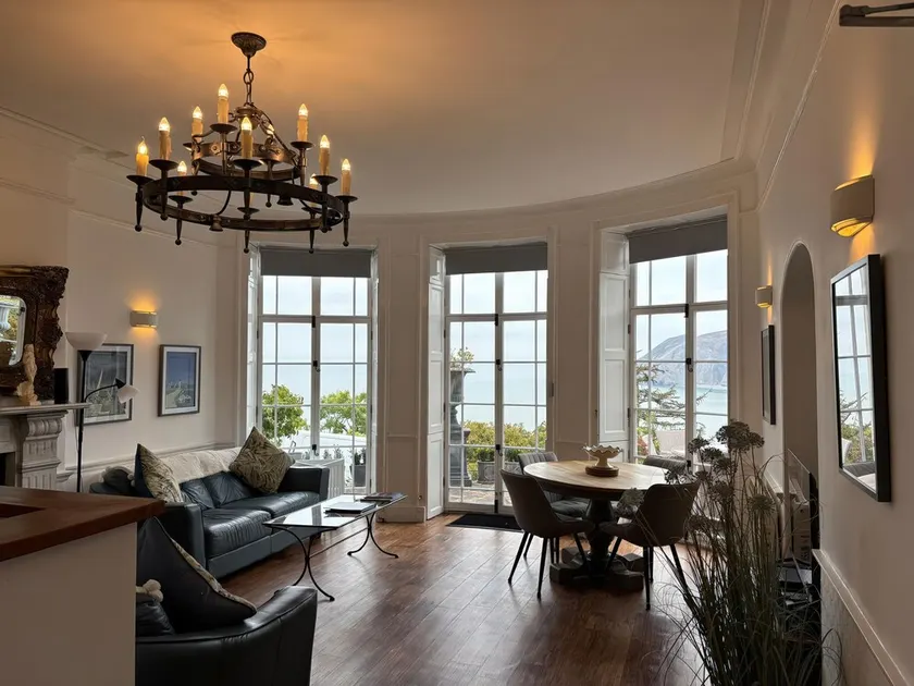 Bayview Tower - Image 1