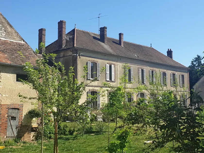 Large Burgundy gîte near Chablis - Auxerre ideal for families & reunions - Image 1