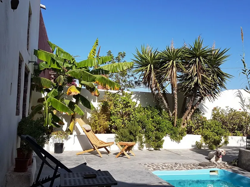 Wineryhouse Estate - Entire estate (3 homes), with garden pool and stunish views - Image 1