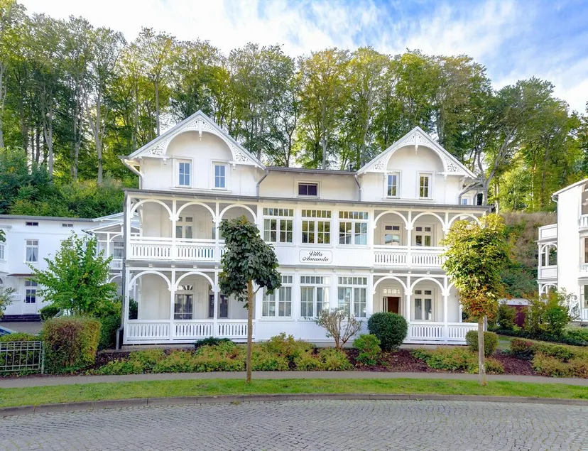 Villa Amanda in Binz | Wohnung 8 |  OSTSEELOFT - Image 1