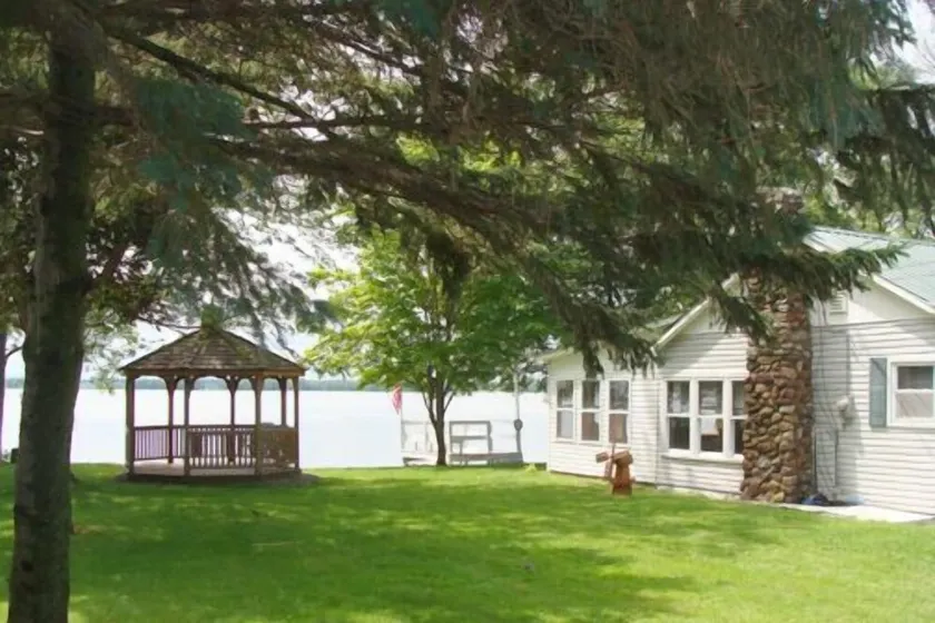 Lakefront Ferieejendom - Image 1