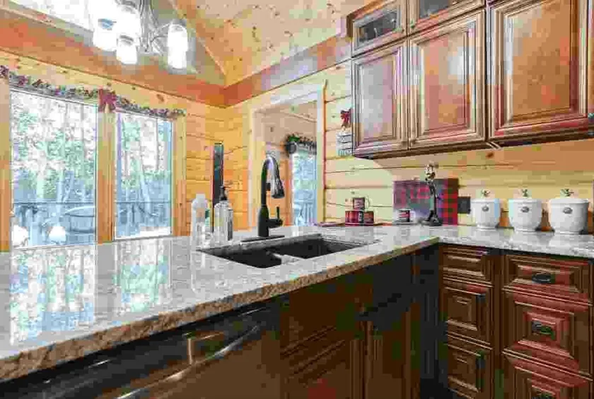 Very Private Setting - Image 1
