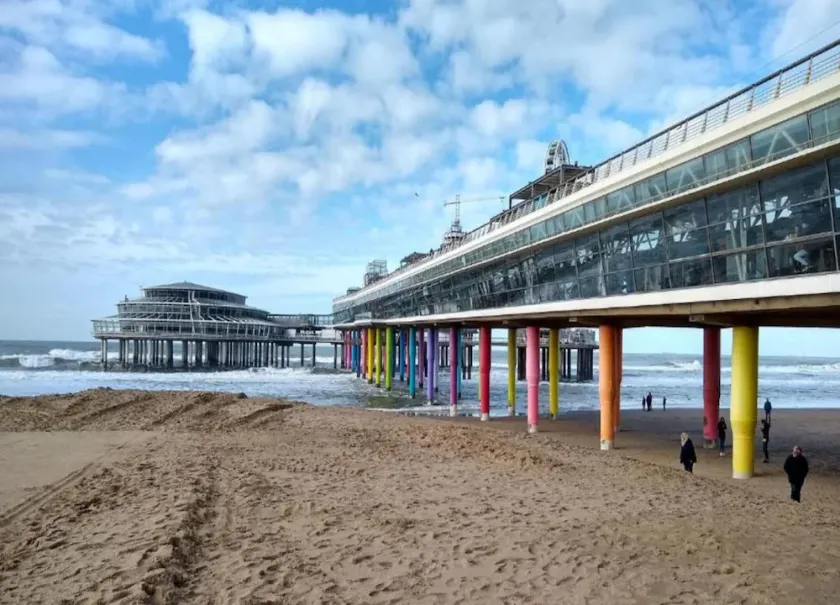 Apartment in Den Haag with Sea View - Image 1