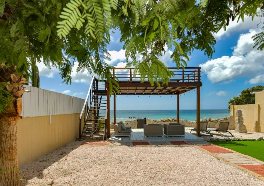 Home by the Sea - Ocean Front Villa - Image 1
