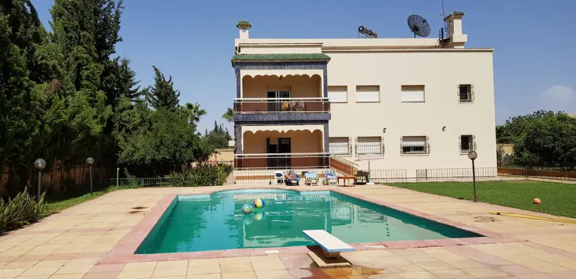 ALQUILER VILLA CON PISCINA MEKNES MARRUECOS - Image 1