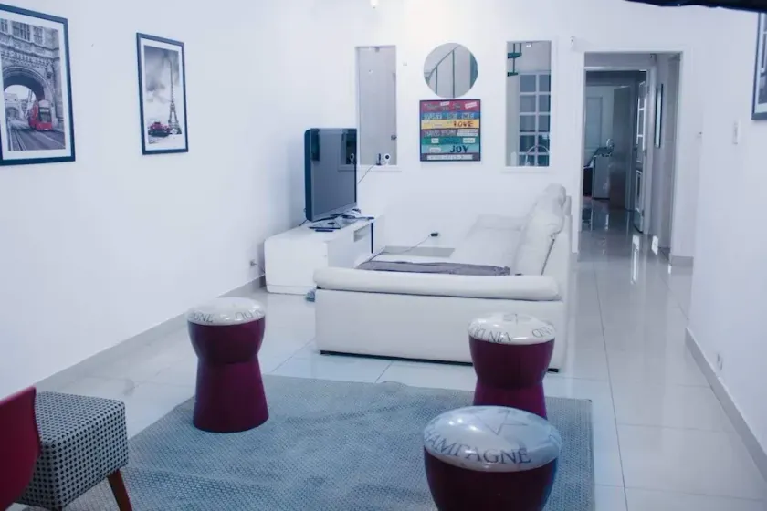 WR7 Hostel - Image 1