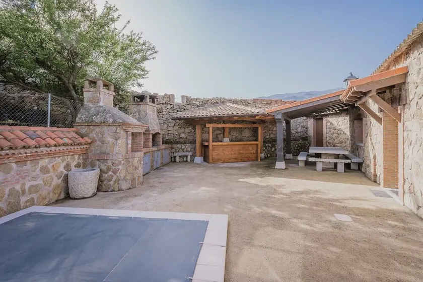 Rural apartment Los Mirlos for 16 people - Image 1