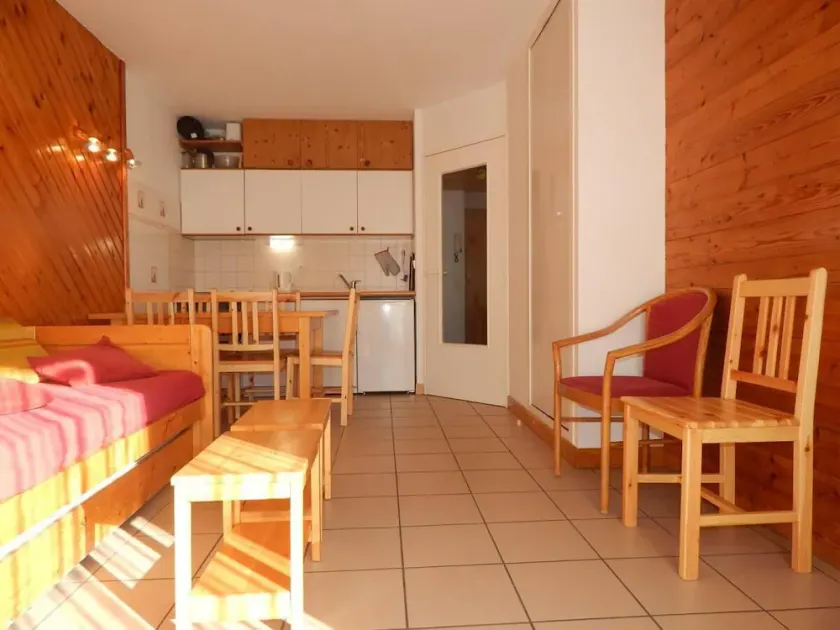 1st floor, view mountain, balcony, tv, 40m², Serre Chevalier - Image 1