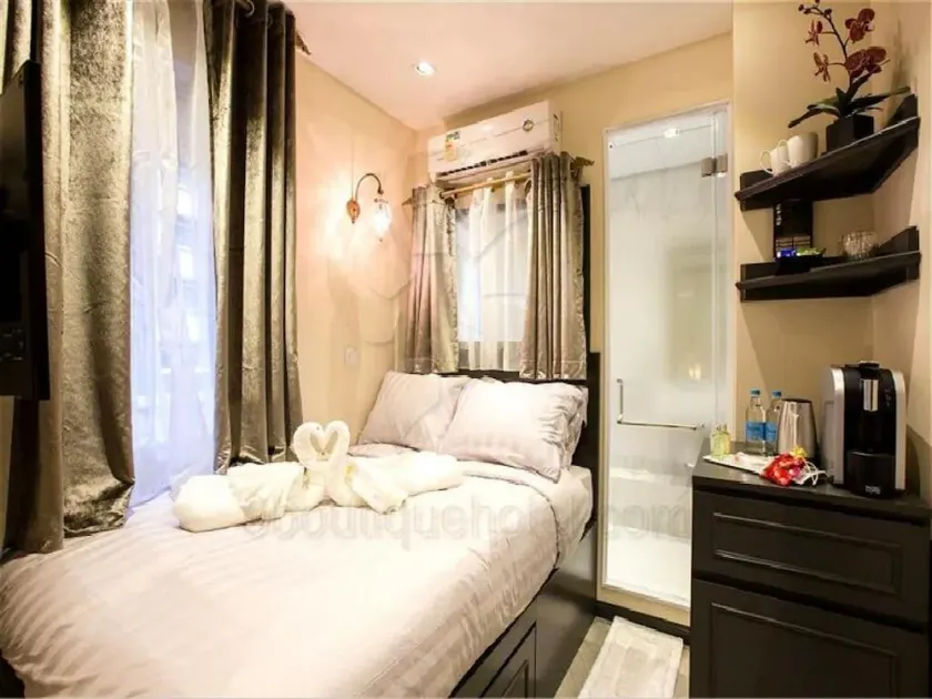 9 Boutique Hotel - Image 1