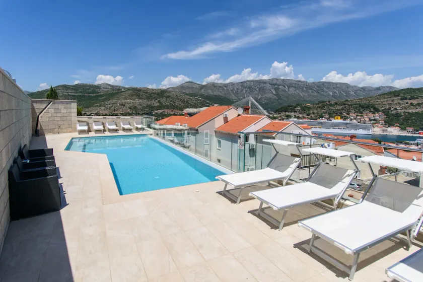 Vila Curic - Image 1