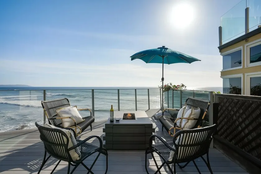 Luxury, renovated, oceanfront home with incredible deck & views - dogs welcome - Image 1