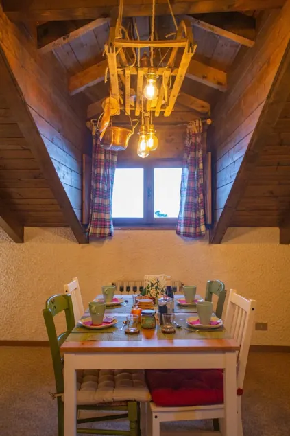The mountain loft with the most beautiful park on Lake Maggiore as its garden - Image 1