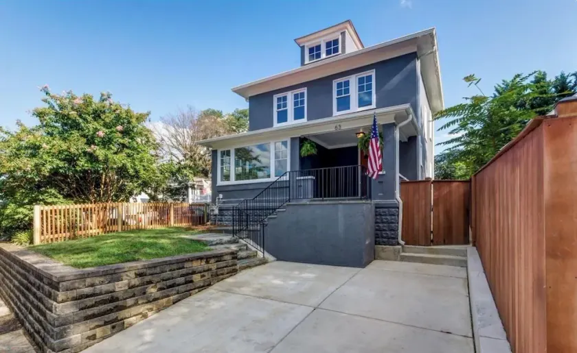 Recently Renovated Annapolis Home - Conveniently Located - Image 1