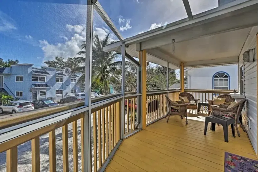2 bedroom 2 bath house with a pool.\n\n - Image 1