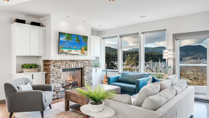 Bliss by the Bay w/ Amazing Rooftop Patio - Image 1