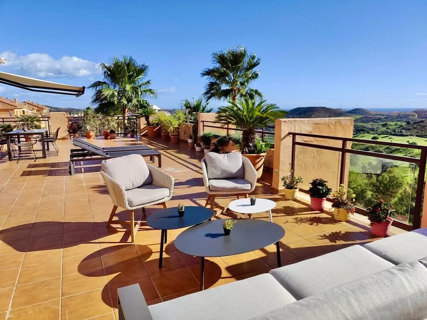 Apartment 'Luxurious Penthouse with 150m2 Terrace', Pool, Wi-Fi & A/C - Image 1