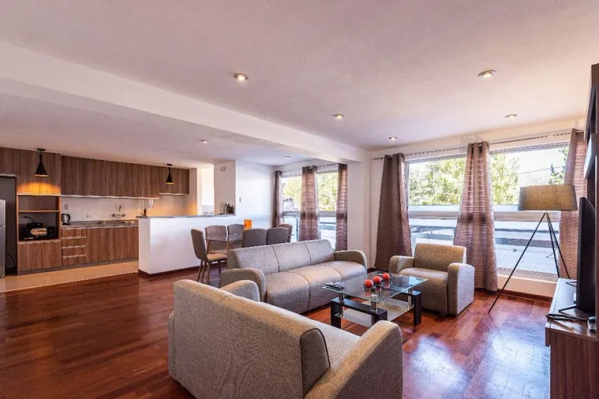 El Triunfo Aparts, bel appartement de 145m2 en face du parc. - Image 1