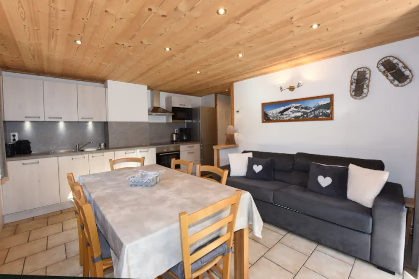 350m from the ski lifts, parking, in the village center of La Clusaz - Image 1