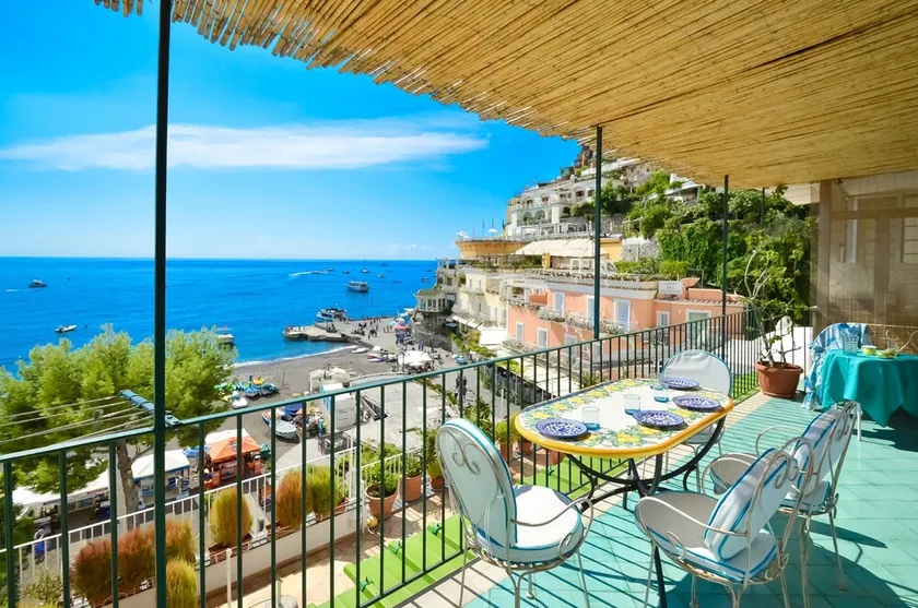 AMORE RENTALS - Casa Raffi - Image 1