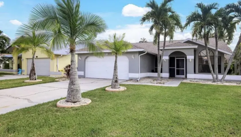 Brookshire single home- centralized to shopping and beaches - Image 1