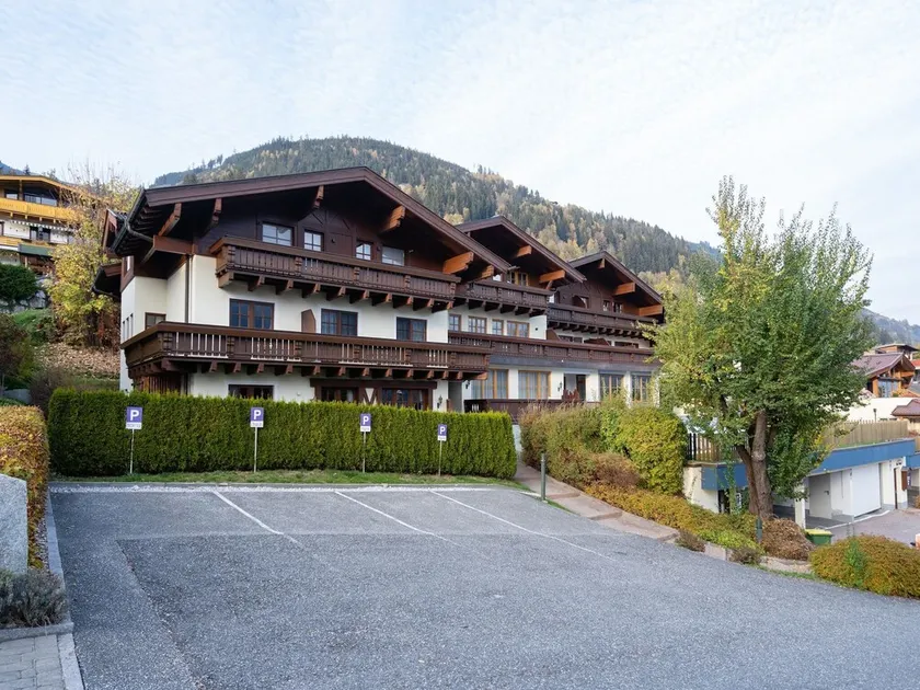 Alpine Apartment near Kaprun - Image 1