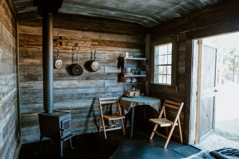 Romantic and Cozy, OFF GRID Tiny Cabin for 2 (or 1), with wood burning stove - Image 1