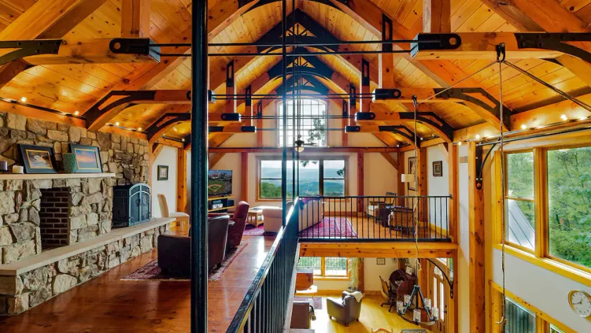 Luxuriöse Timber Frame Mountaintop Lodge, atemberaubende Aussicht, 5 Suiten, Chefküche - Image 1