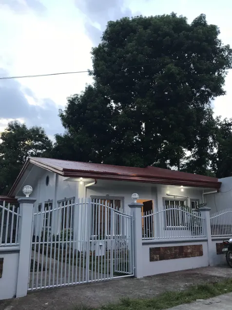 Casa completamente amueblada de 2 aires, ideal para familias de vacaciones. - Image 1
