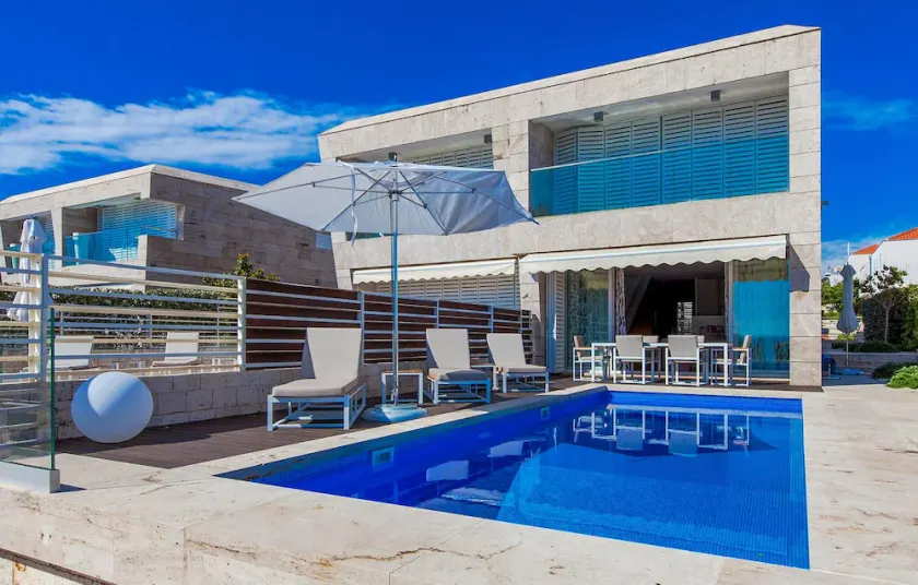 Beach front home in Petrcane - Image 1