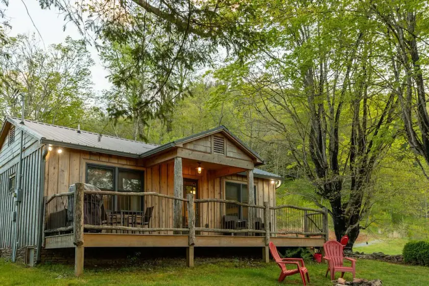 Luxury Farm Cottage, Amazing Views, Hot Tub, See our reviews! - Image 1