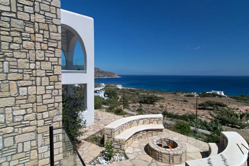 EVILIA LUXURY VILLA - Image 1