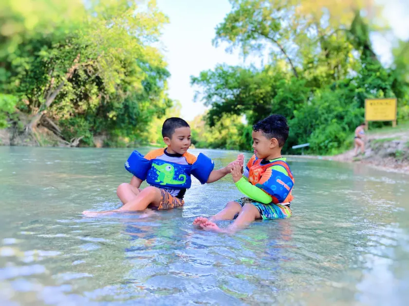 2 Bedroom Cabin on San Marcos River - Image 1