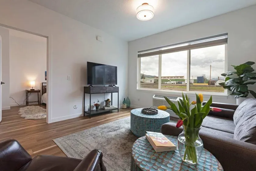 Modern Urban Flat - Walking distance to Downtown Missoula and St. Pats Hospital - Image 1