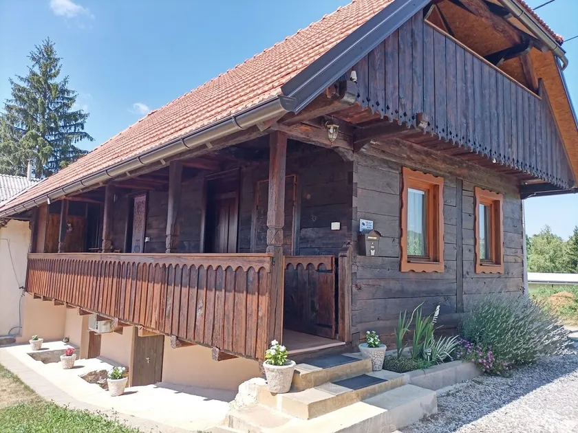 Haus mit Pool für Familien Mihalić Selo, Karlovac (K-20284) - Image 1