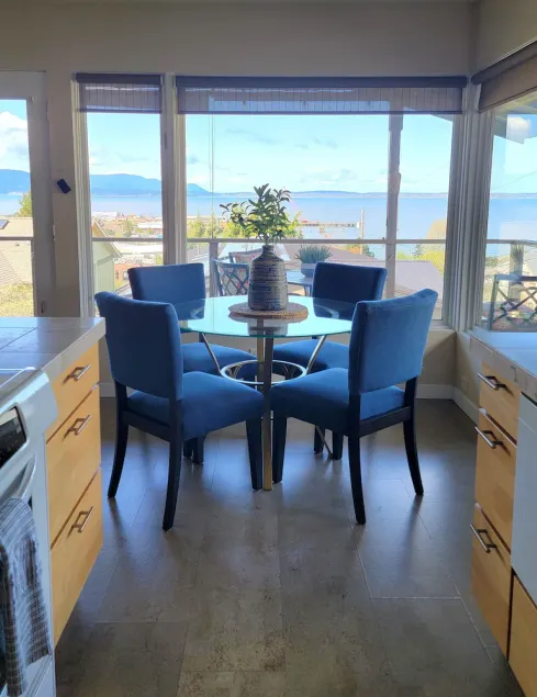 Fantastic Bellingham Bay View Condo just steps to Fairhaven Village & Boardwalk! - Image 1
